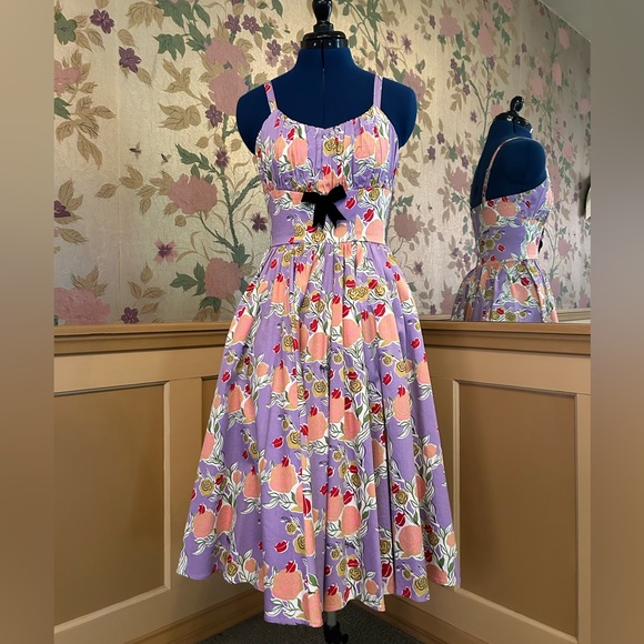 Pinup Couture Mary Blair Purple Lips and Roses Ella Dress XS - Picture 1 of 4